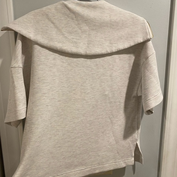 Varley XS Cream Short Sleeve Zip-Up Shirt - Picture 2 of 5